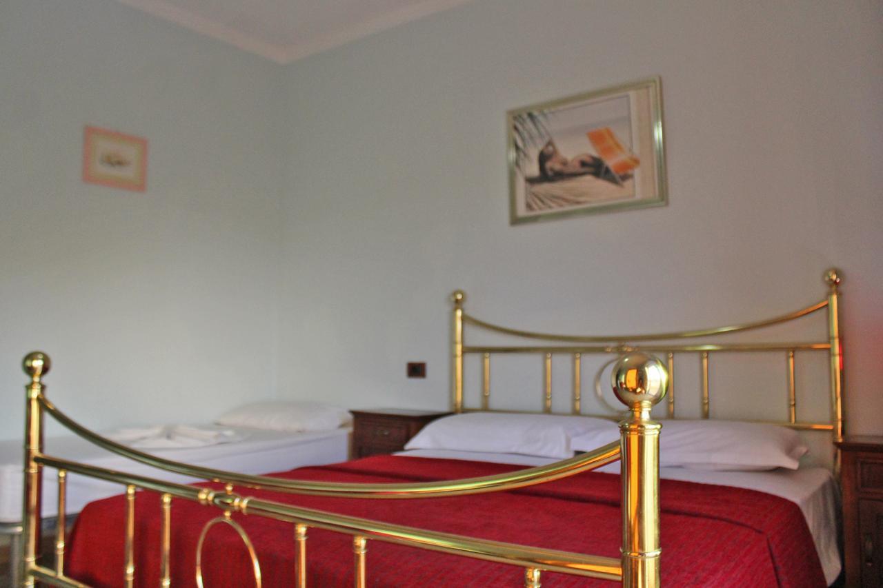 Risus Hotel โกเลม ภายนอก รูปภาพ